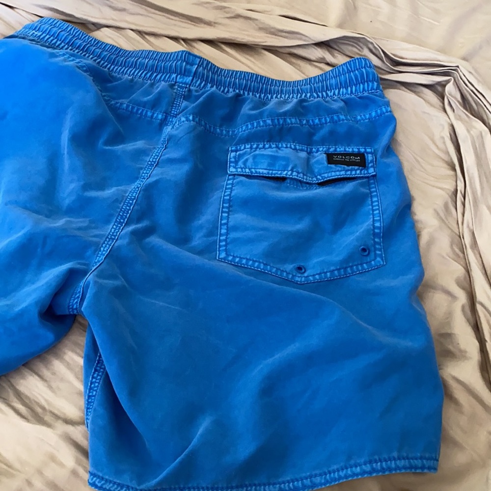 Volcom bathing suit - Picture 5 of 12